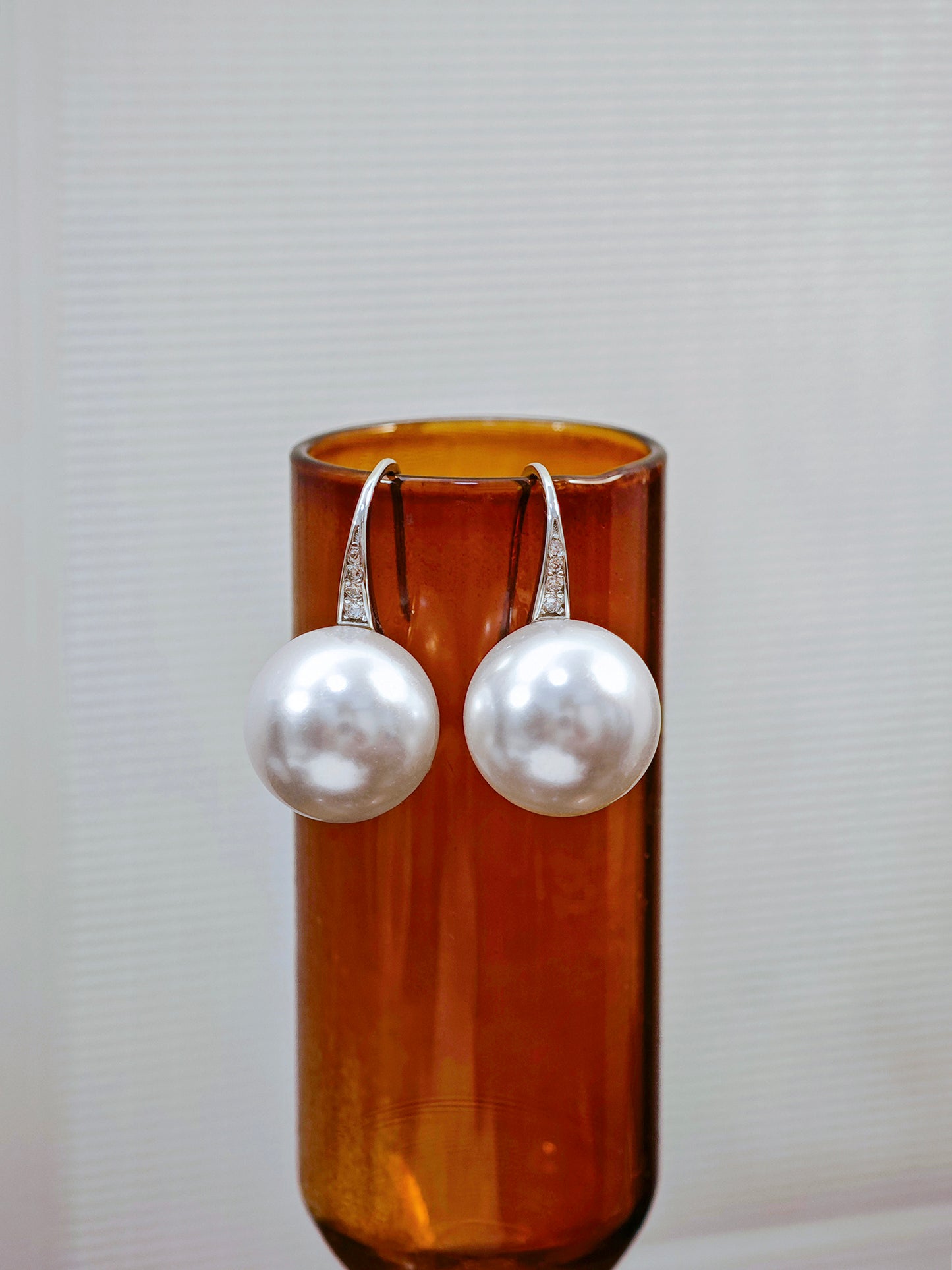 Classic Heel Pearl Drop Earrings