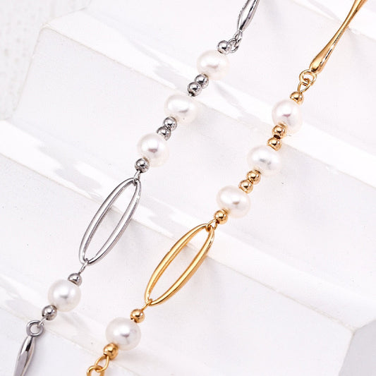 Modern Grace Natural Pearl Necklace