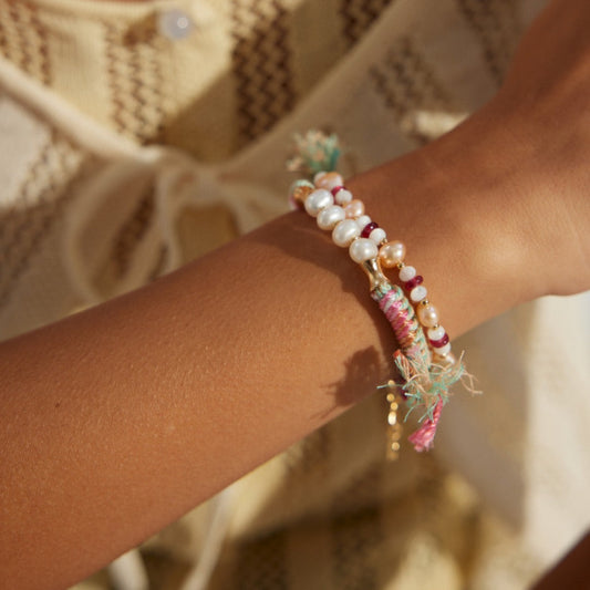 Freshwater Pearl Bracelet with Ruby & Mother-of-Pearl Beads