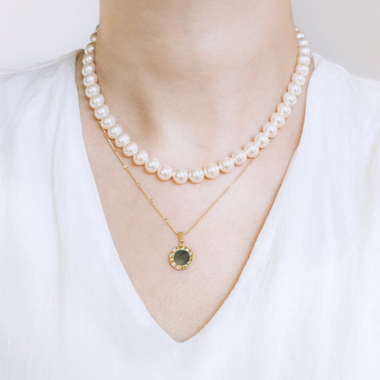 Timeless Gray Mother-of-Pearl Necklace