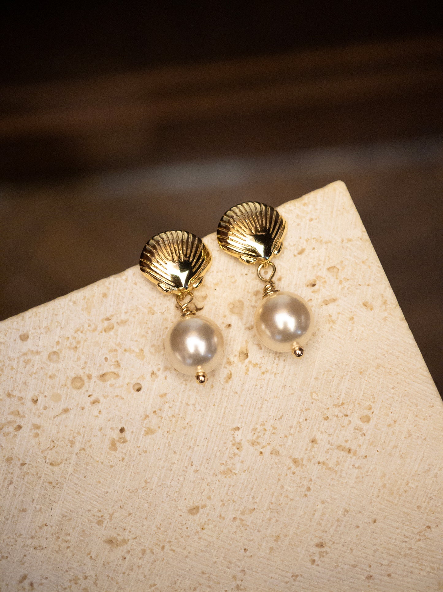 Seaside Memoirs – Seashell Pearl Stud Earrings