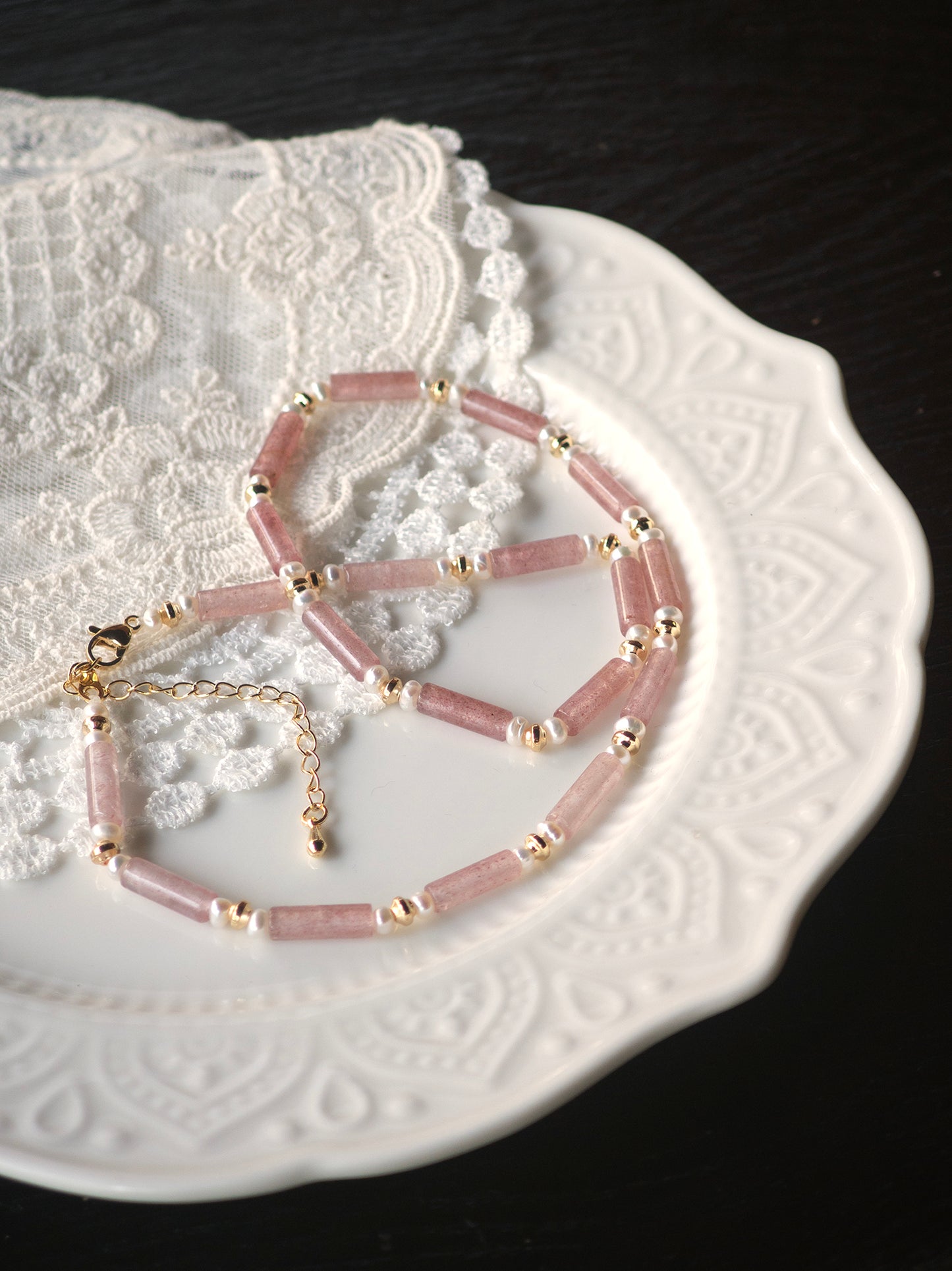 Rosé Berry – Strawberry Mist Pearl Necklace