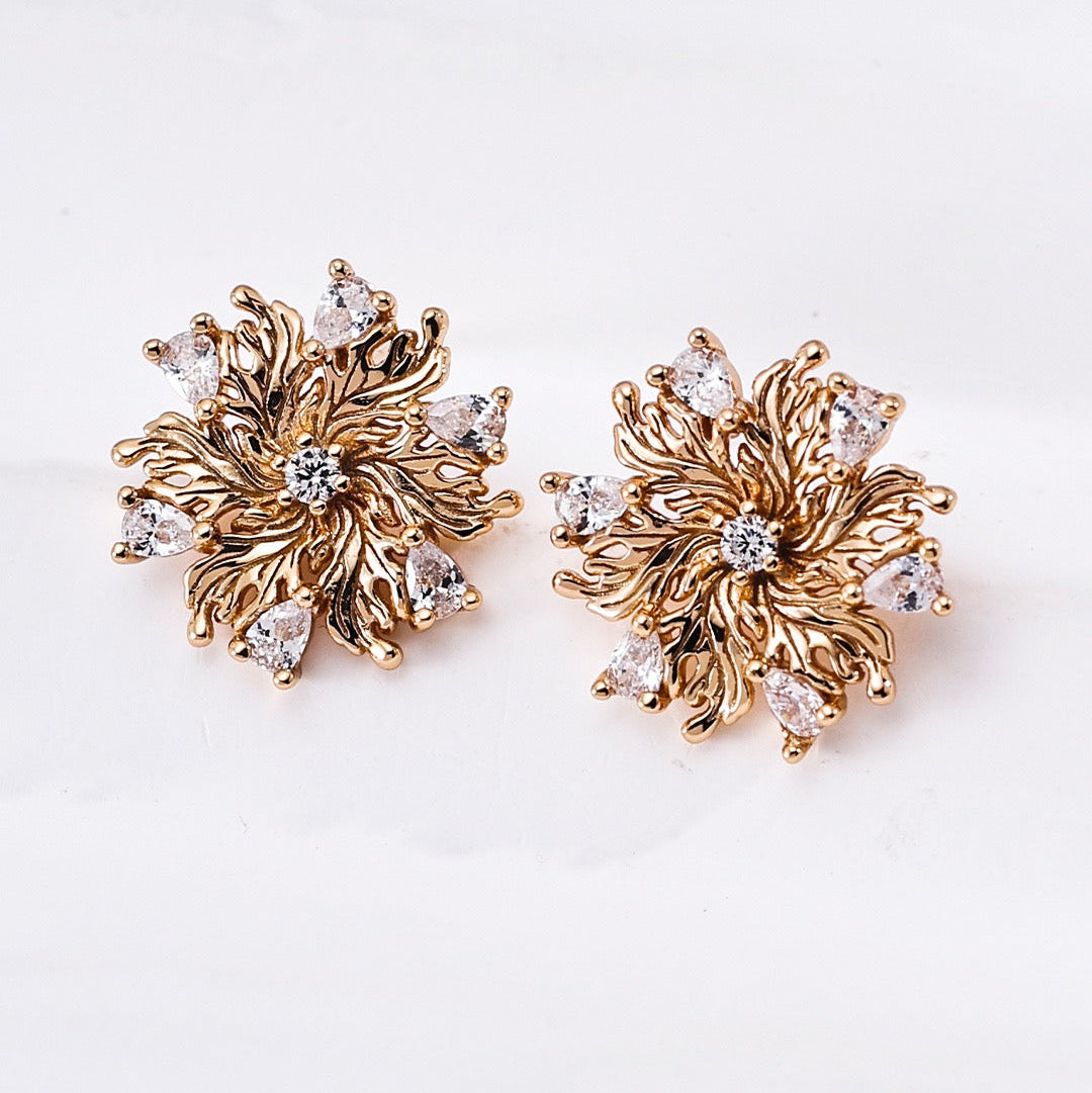 Golden Lily Blossom Collection