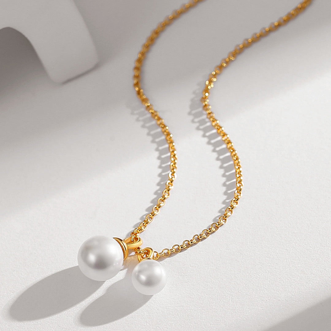 Twin Pearl Pendant Necklace