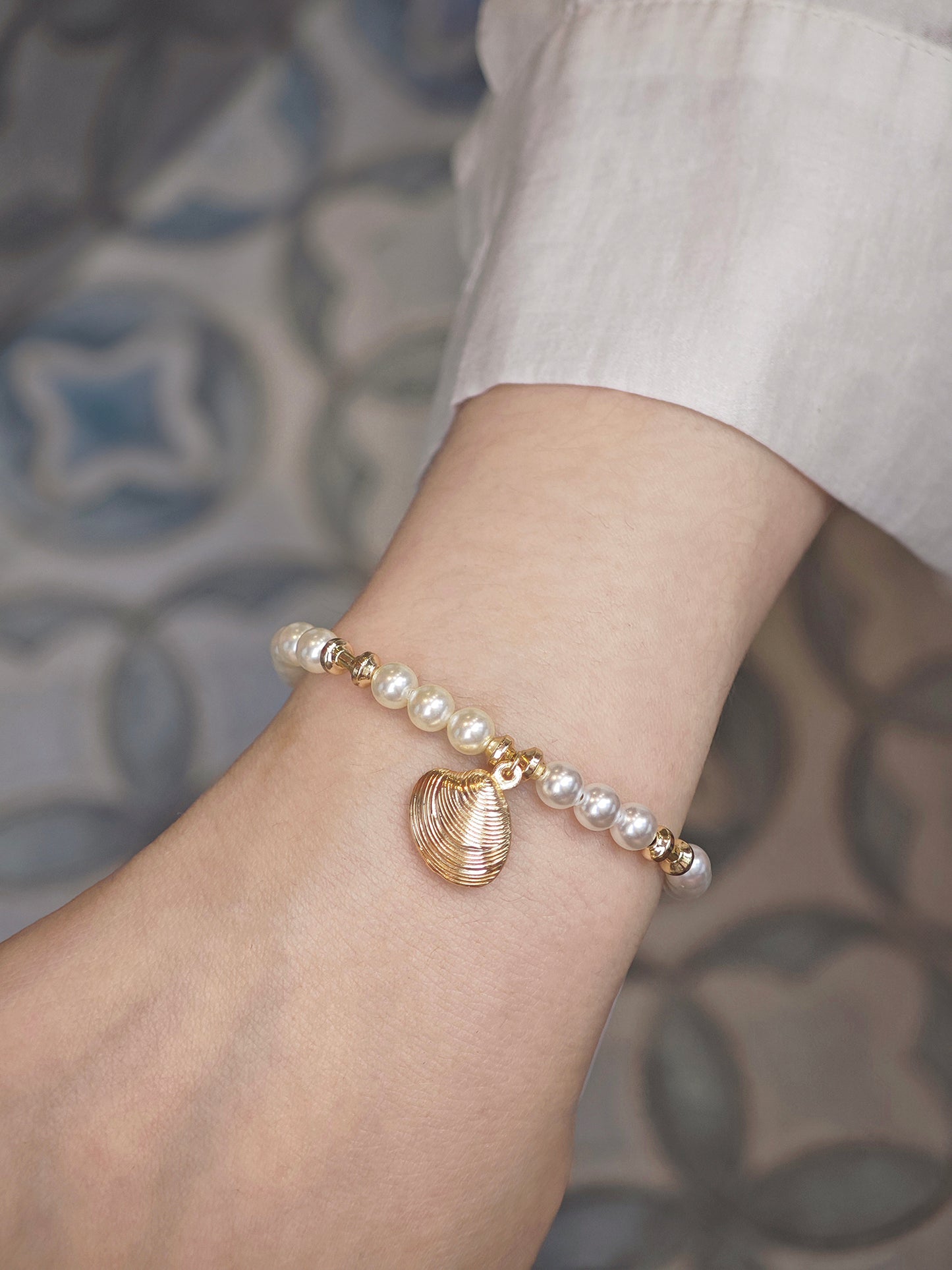Seaside Memoirs – Golden Shore Pearl Bracelet