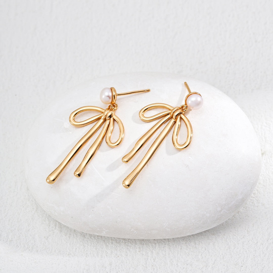 Vintage Bow Pearl Drop Earrings