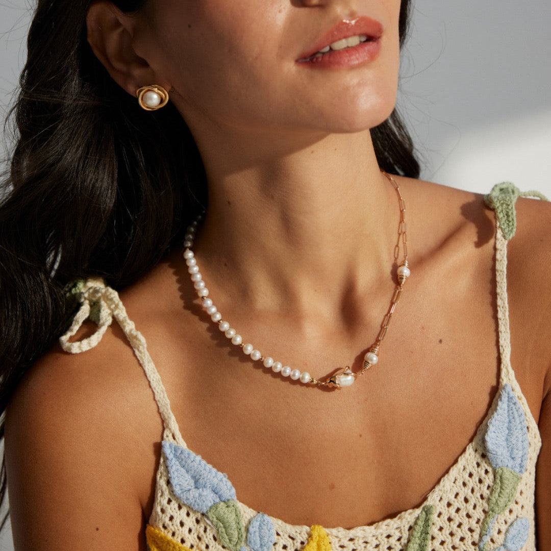 Asymmetric Natural Pearl & Gold Link Necklace with Baroque