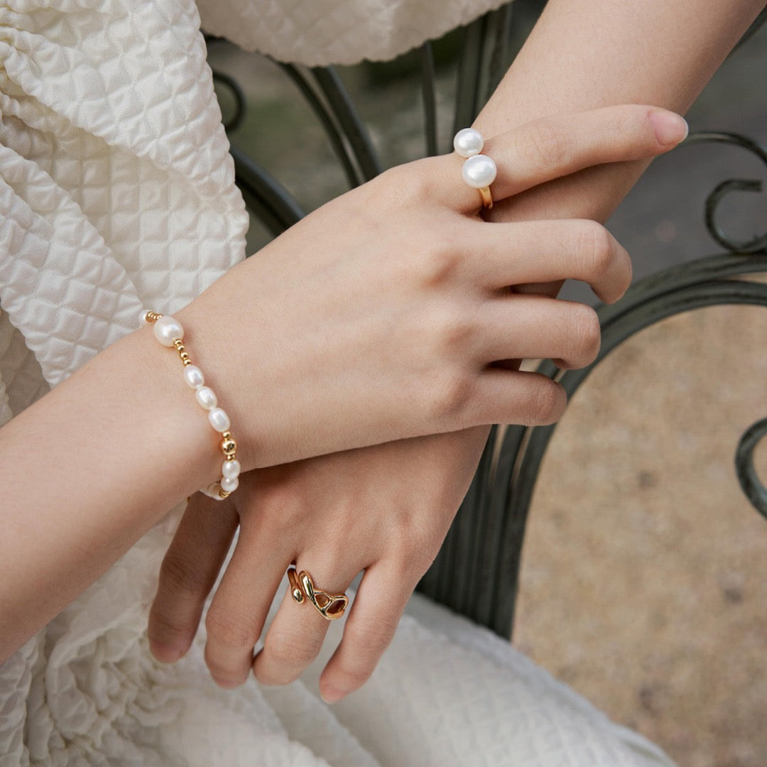 Asymmetrical Freshwater Pearl Bracelet with S925 Silver