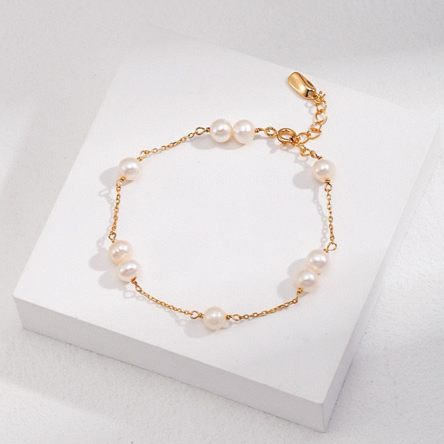 Minimalist Elegance Pearl Bracelet & Necklace Set