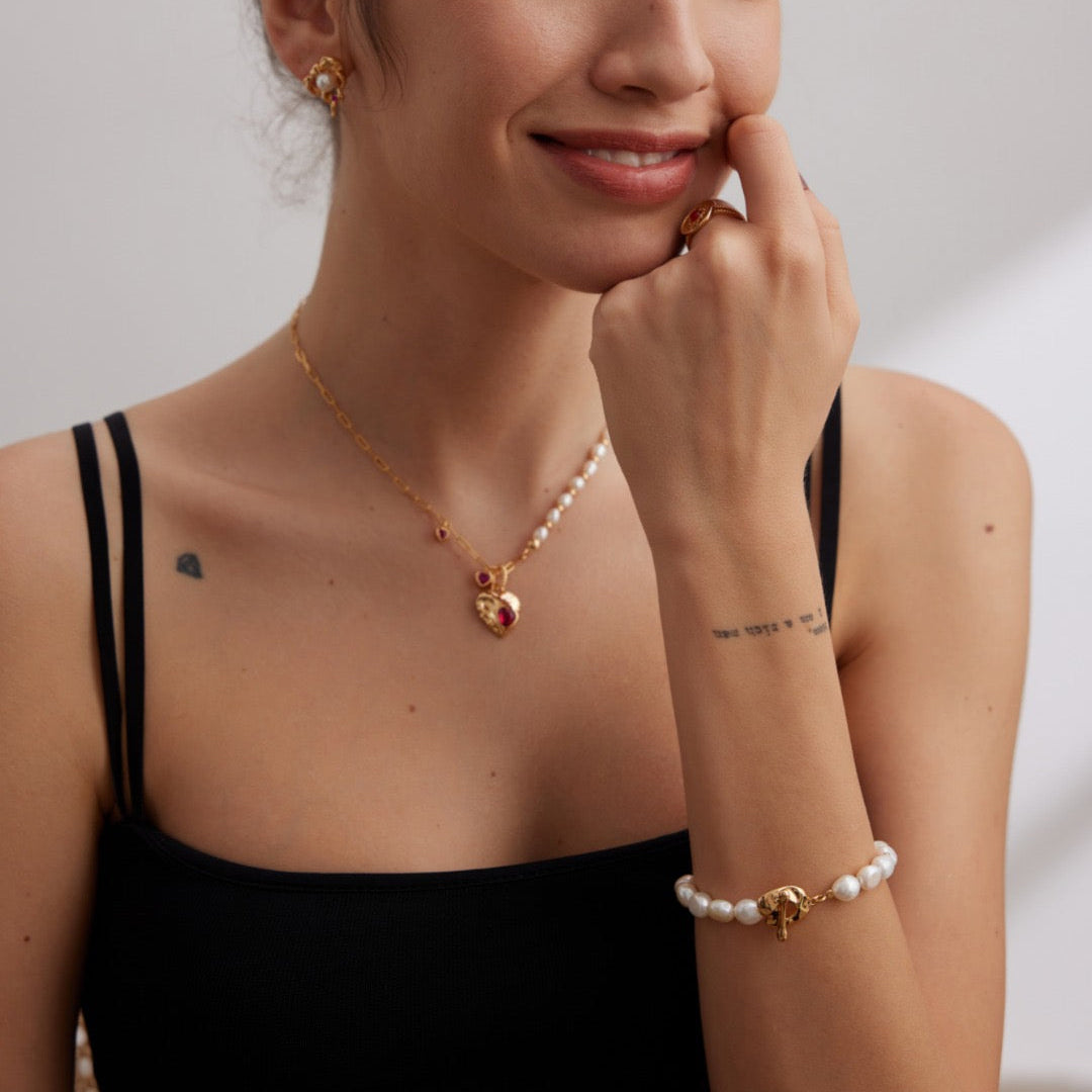 Elegant Baroque Freshwater Pearl Bracelet