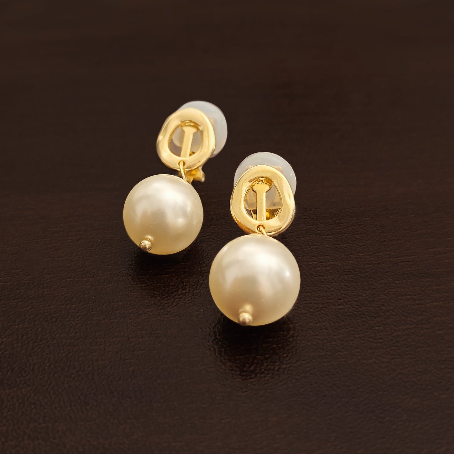 Hepburn Retro Pearl Clip-On Earrings with Swarovski Pearls