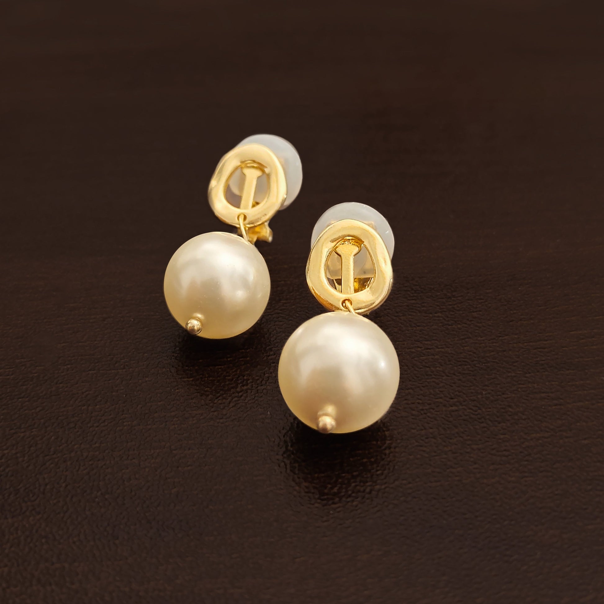 Hepburn Retro Pearl Clip-On Earrings with Swarovski Pearls