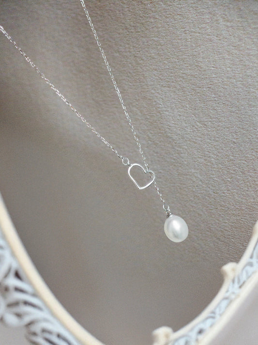 Dewdrop Heart Pearl Necklace