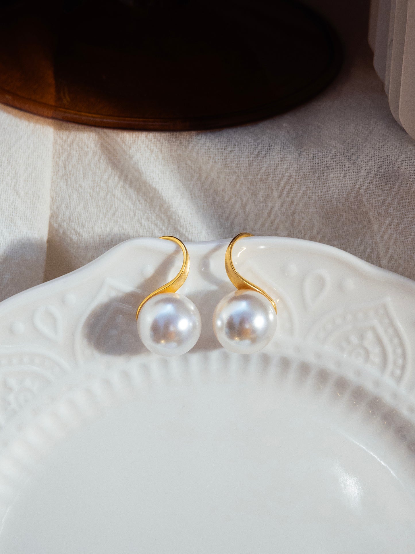 Classic Heel Pearl Drop Earrings