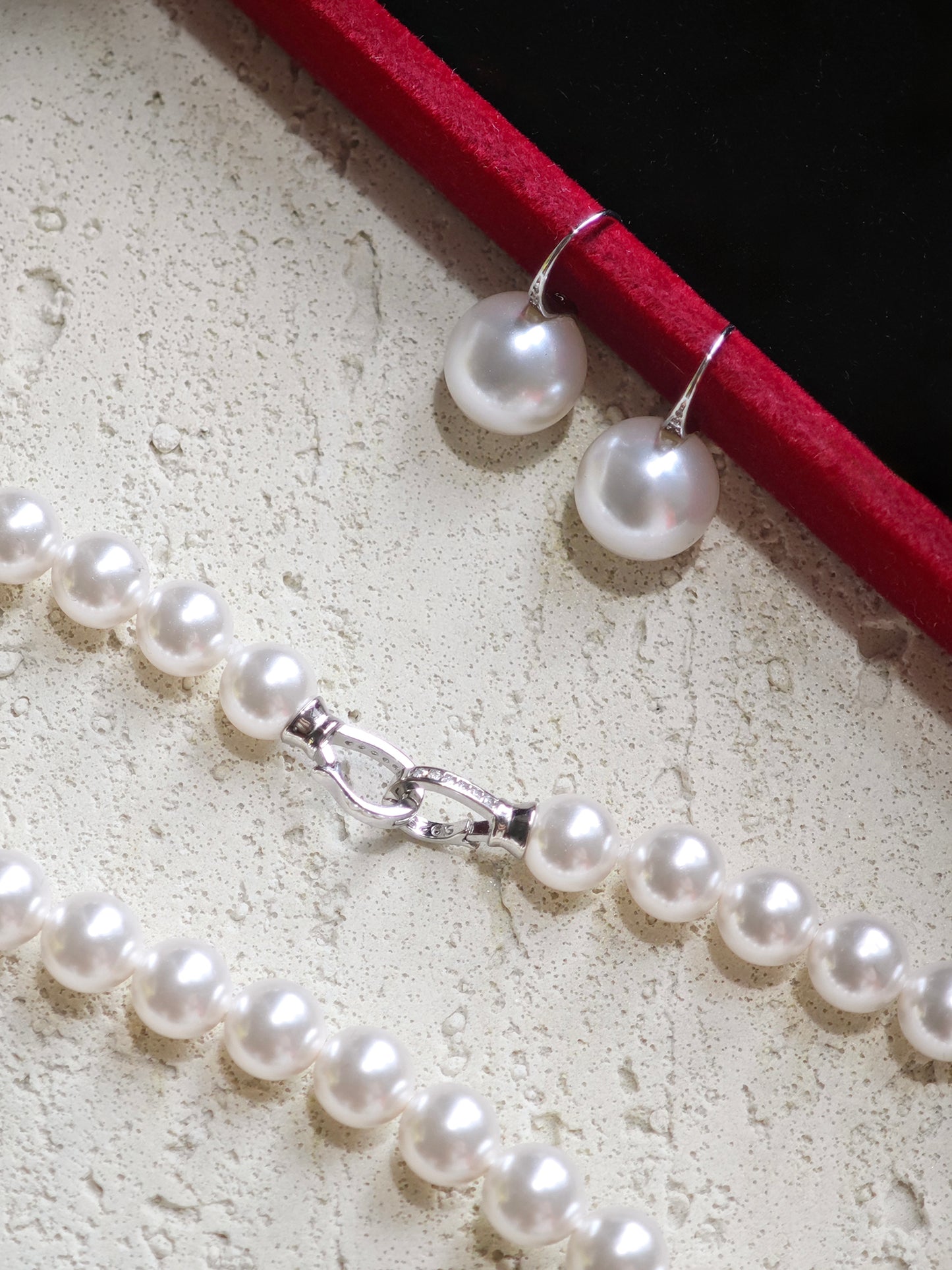 Classic Heel Pearl Drop Earrings
