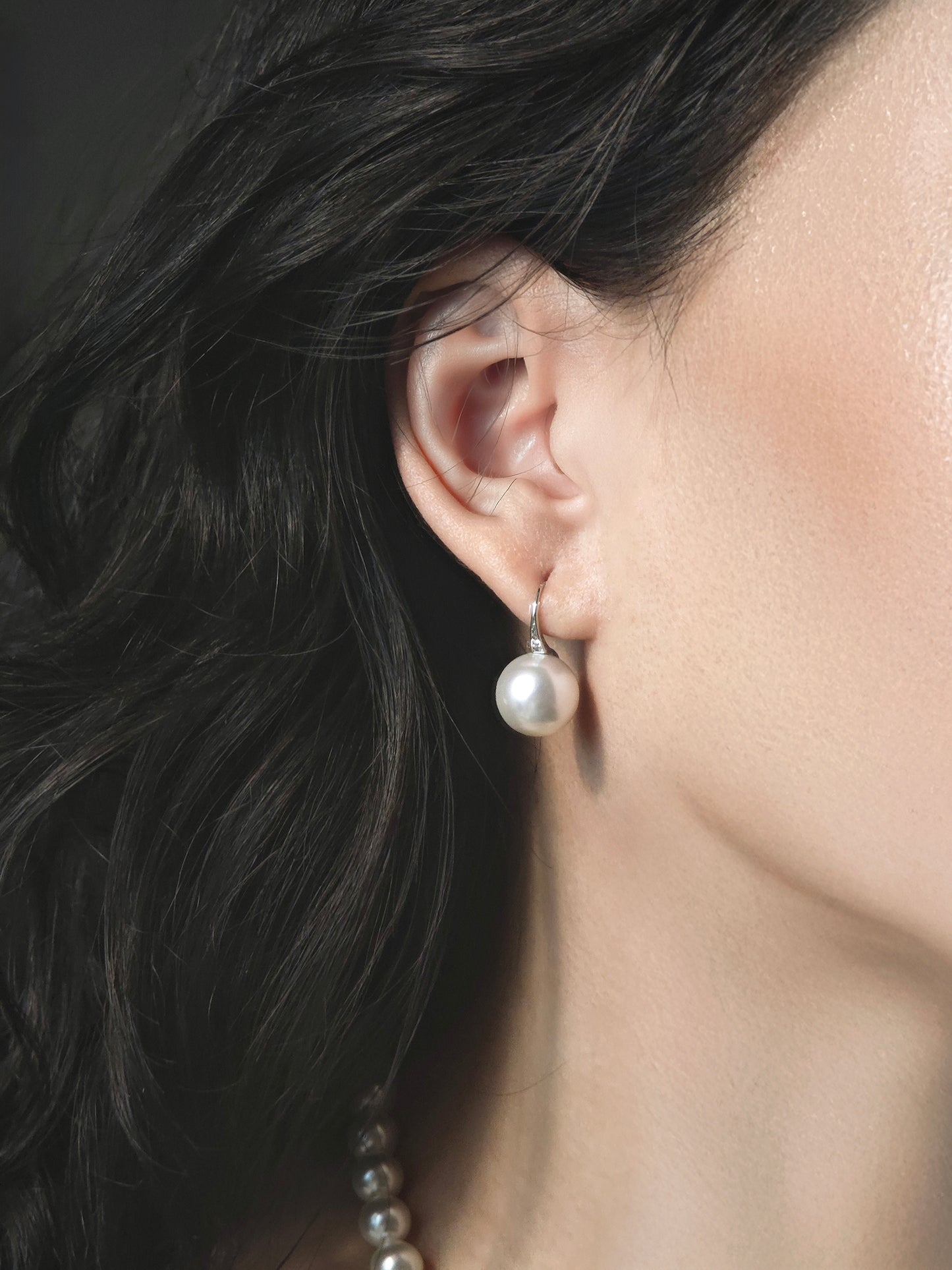 Classic Heel Pearl Drop Earrings