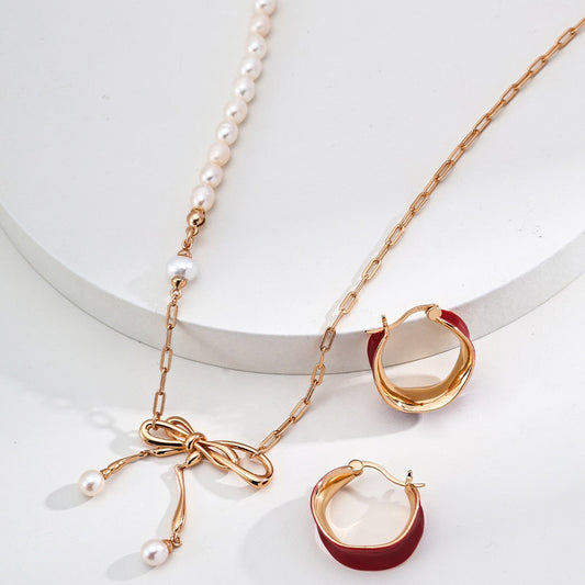 Vintage Bow & Pearl Chain Necklace