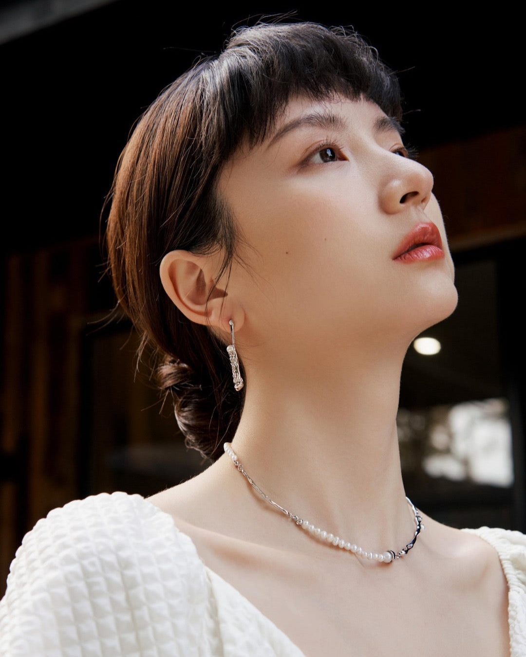 Sculpted Curve & Freshwater Pearl Necklace